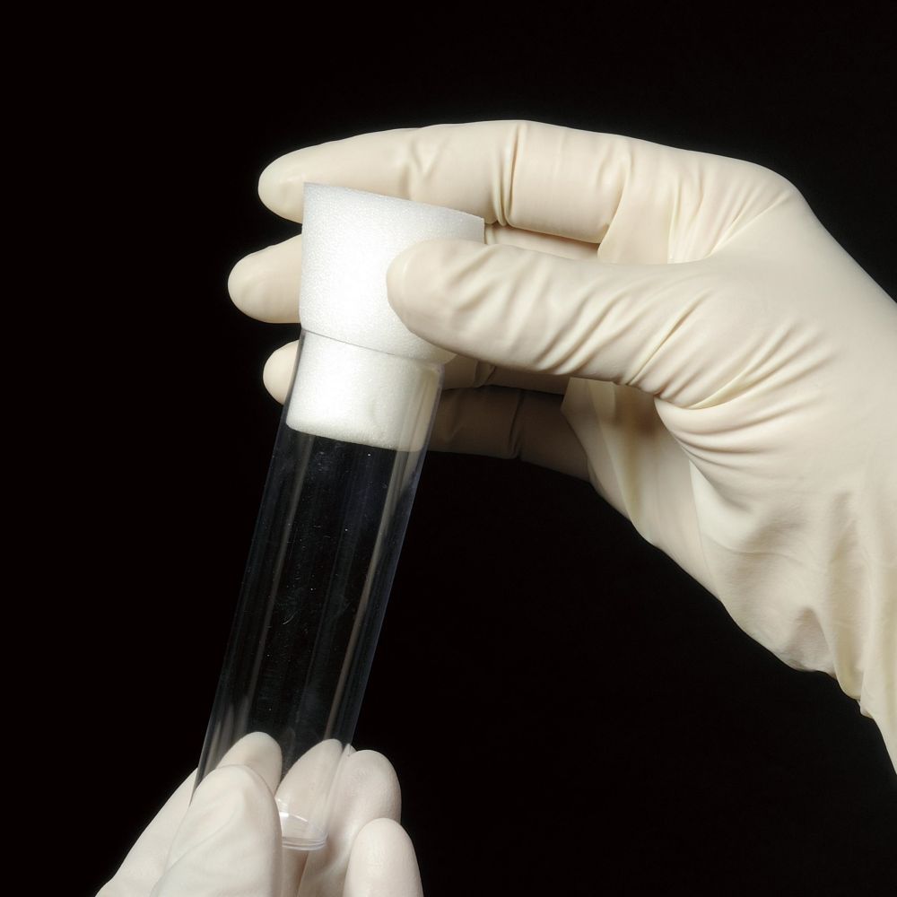 Closures for Wide Drosophila Vials