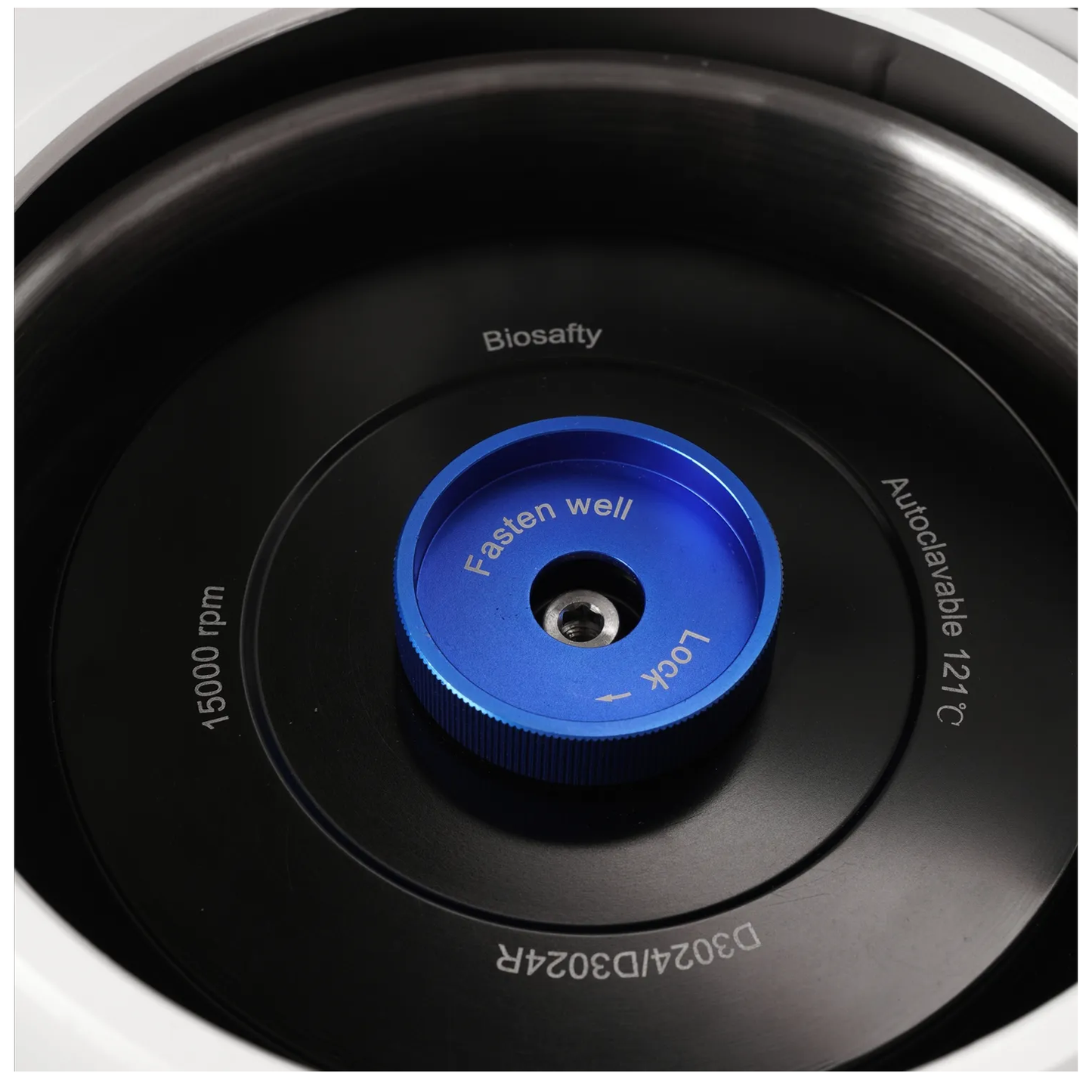 DLAB D3024 High Speed Micro Centrifuge